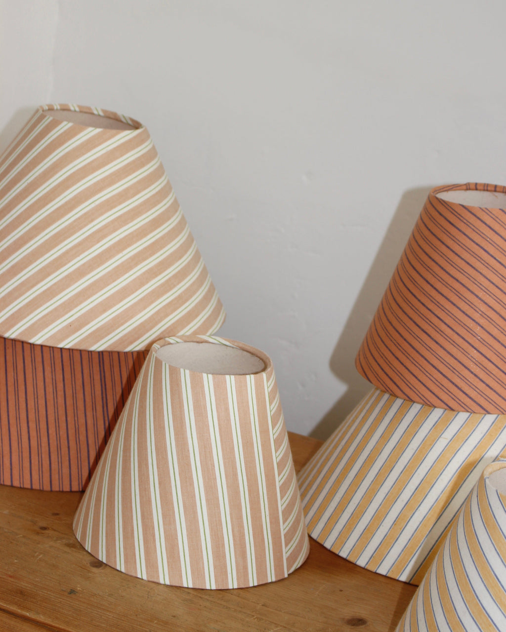 Daphne cone pink table lampshade